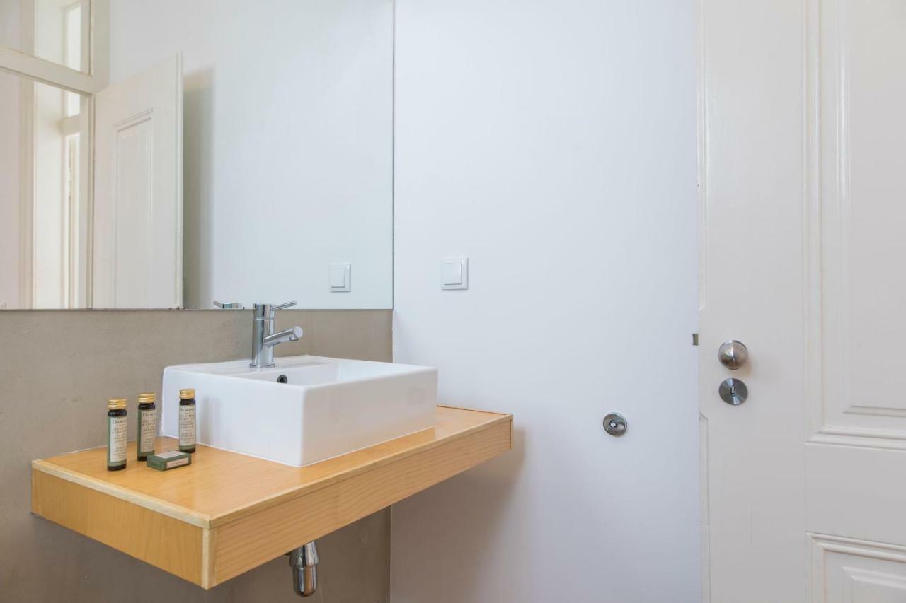 Lovelystay - Sunny Santa Catarina II Lissabon Buitenkant foto